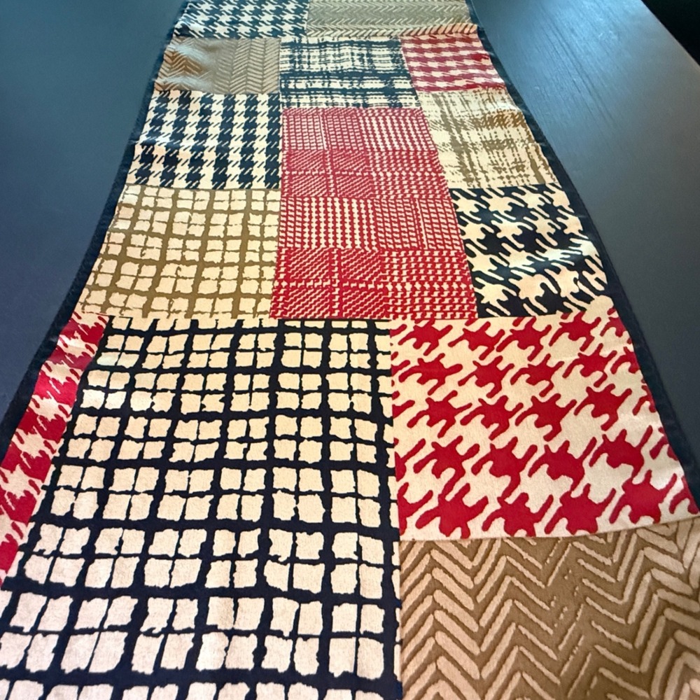 Unbranded Patchwork Houndstooth Herringbone Oblong Scarf Red Tan Black - Picture 4 of 9